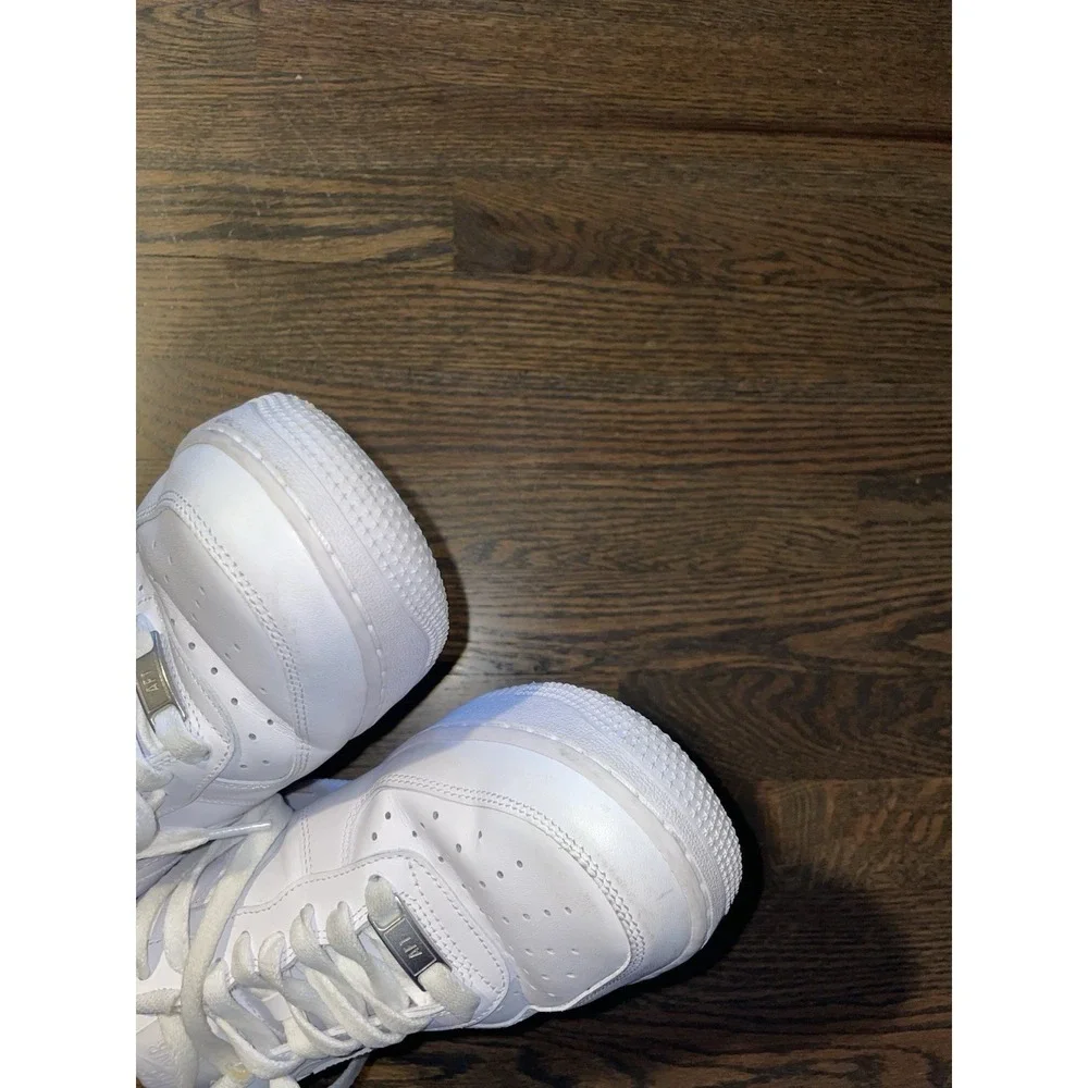 Nike Air Force 1 Low Top Sneakers Mens 8.5 White Shoes CW2288-111